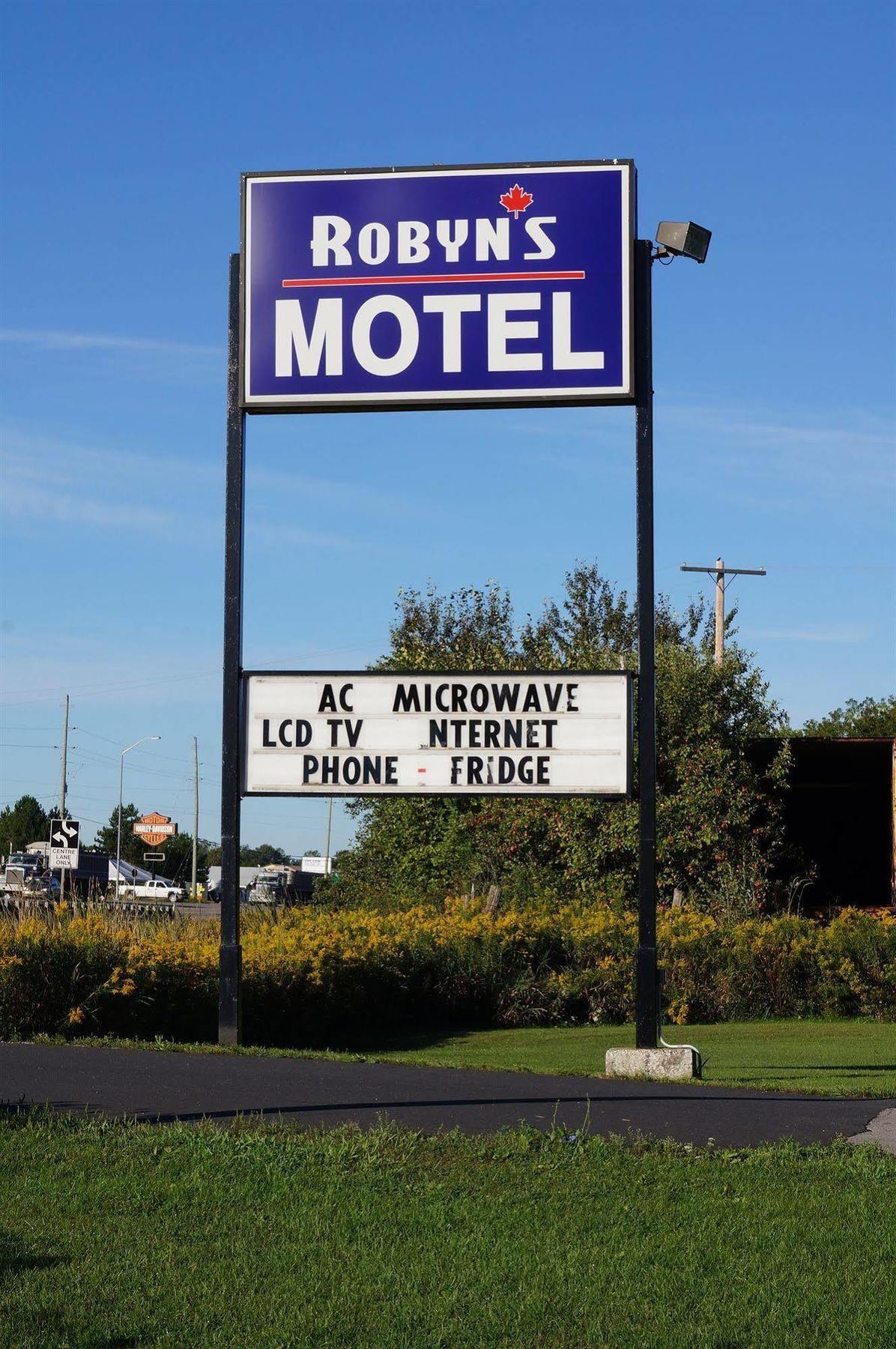 פיטרבורו Robyn'S Motel מראה חיצוני תמונה